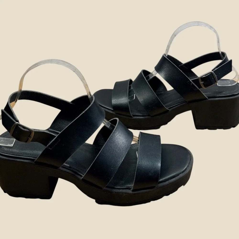 Lugsy Sandals Women 10 Black Platform Lug Sole Goth Grunge Strappy Faux Leather
